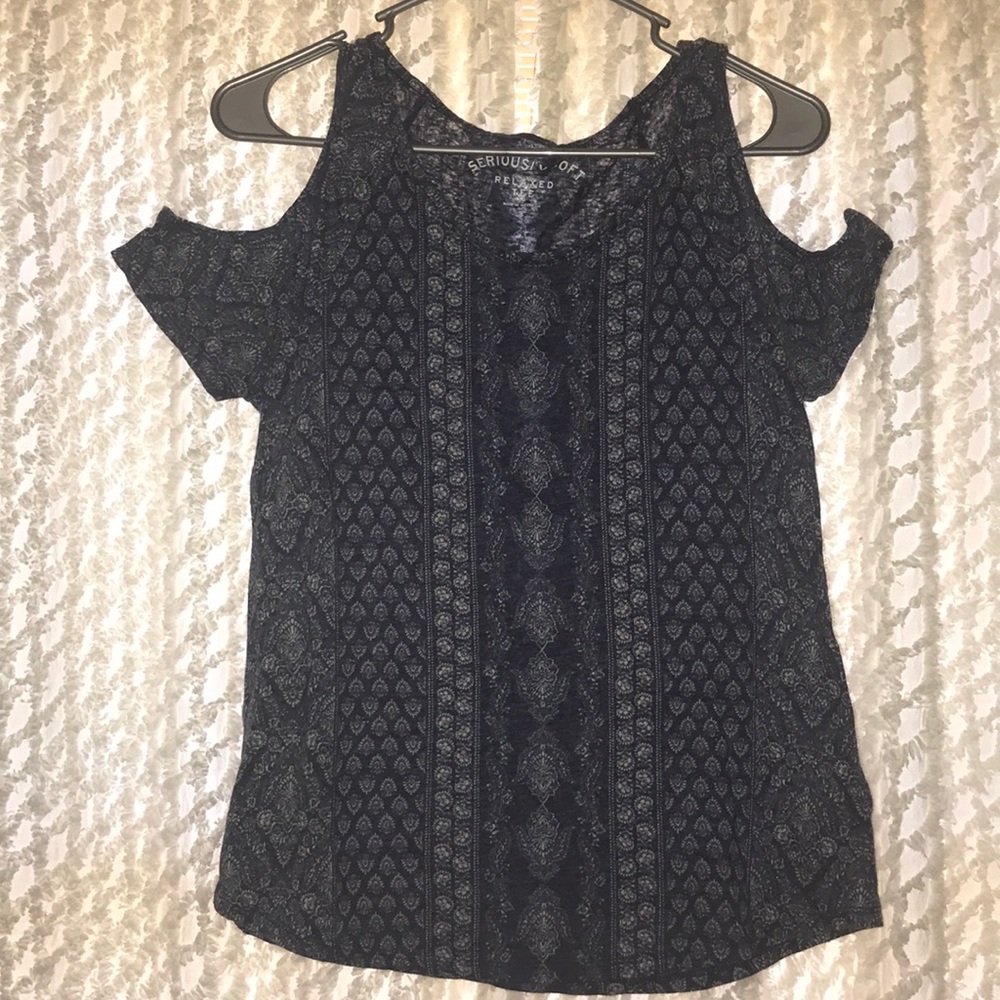 Blue tank top with shoulder holes